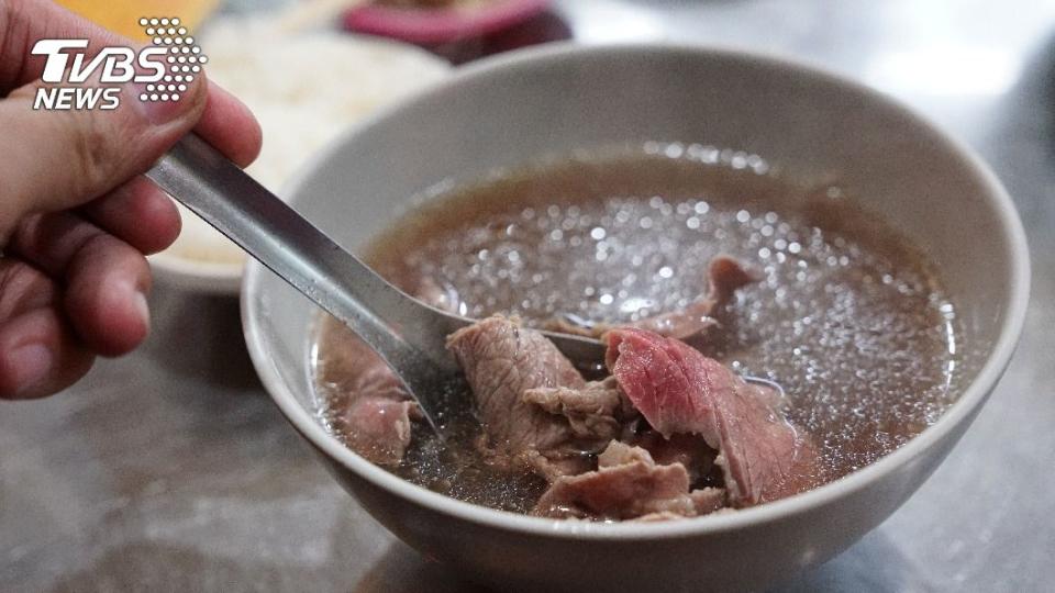 男子十分不習慣南部美食。（示意圖／shutterstock達志影像）