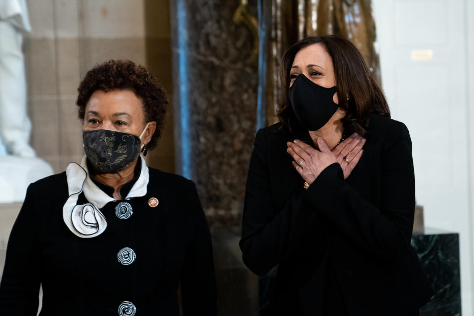Rep. Barbara Lee (D-Calif., left) attends the memorial service for Supreme Court Justice Ruth Bader Ginsburg. Lee's opposition to endless war has endeared her to the left. (Photo: Pool via Getty Images)