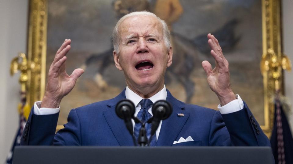 Joe Biden da declaraciones desde la Casa Blanca tras el tiroteo en una escuela elemental en Uvalde, Texas.