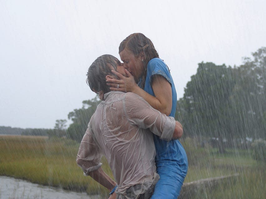 the notebook kiss