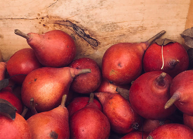 8 Types of Pears—Including the Best for Snacking and Baking