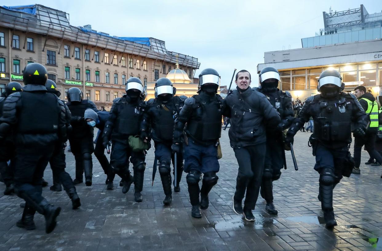 <span class="caption">Police arrest a protester at a Moscow rally in support of Russian dissident <span class="caas-xray-inline-tooltip"><span class="caas-xray-inline caas-xray-entity caas-xray-pill rapid-nonanchor-lt" data-entity-id="Alexei_Navalny" data-ylk="cid:Alexei_Navalny;pos:1;elmt:wiki;sec:pill-inline-entity;elm:pill-inline-text;itc:1;cat:OfficeHolder;" tabindex="0" aria-haspopup="dialog"><a href="https://search.yahoo.com/search?p=Alexei%20Navalny" data-i13n="cid:Alexei_Navalny;pos:1;elmt:wiki;sec:pill-inline-entity;elm:pill-inline-text;itc:1;cat:OfficeHolder;" tabindex="-1" data-ylk="slk:Alexei Navalny;cid:Alexei_Navalny;pos:1;elmt:wiki;sec:pill-inline-entity;elm:pill-inline-text;itc:1;cat:OfficeHolder;" class="link ">Alexei Navalny</a></span></span>, who fell ill while in prison and is now hospitalized.</span> <span class="attribution"><a class="link " href="https://www.gettyimages.com/detail/news-photo/law-enforcement-officers-detain-a-participant-in-an-news-photo/1232442492?adppopup=true" rel="nofollow noopener" target="_blank" data-ylk="slk:Alexander Demianchuk\TASS via Getty Images;elm:context_link;itc:0;sec:content-canvas">Alexander Demianchuk\TASS via Getty Images</a></span>