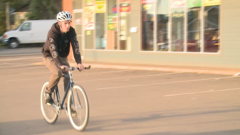 Island cyclists happy about 'overdue' national safety taskforce