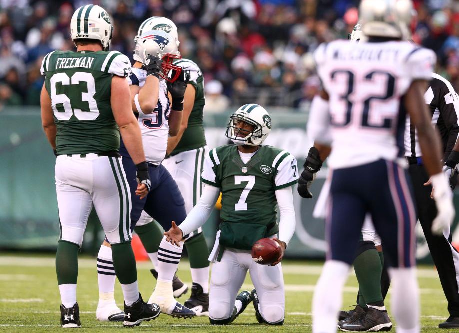 Ryan Fitzpatrick replaces injured Geno Smith, leads Jets by Ravens