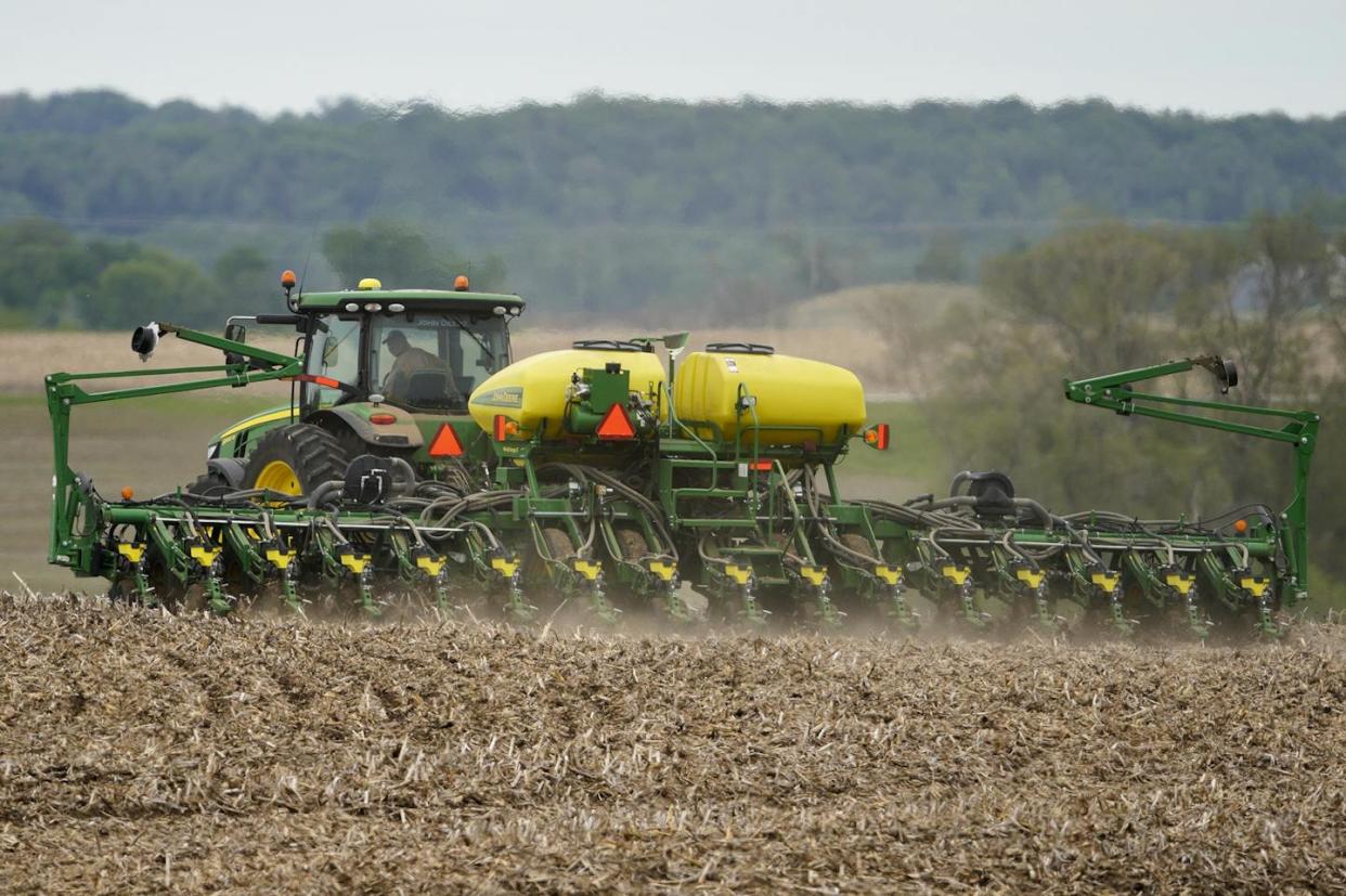 Farming today is as much about data as hardware. <a href="https://newsroom.ap.org/detail/SoybeanPlanting/e00d9f234ea143488571871fb2ff4bb5/photo" rel="nofollow noopener" target="_blank" data-ylk="slk:AP Photo/Nati Harnik;elm:context_link;itc:0;sec:content-canvas" class="link ">AP Photo/Nati Harnik</a>