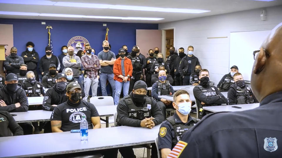 Memphis Police Department officers attending a roll-call briefing for the department’s Scorpion unit in Nov. 2021. (Memphis Police Dept. via Facebook)