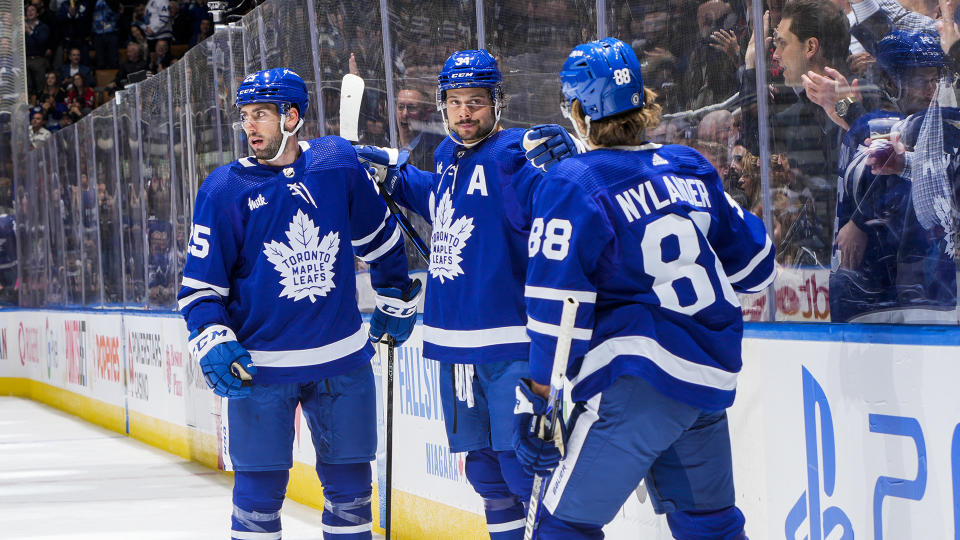 Auston Matthews, middle, made an immediate impact in his return to the Leafs' lineup. (Photo by Mark Blinch/NHLI via Getty Images)