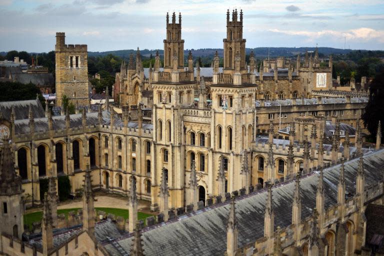 One in four Oxford places set for poorest students by 2023 as university announces 'sea change' in admissions