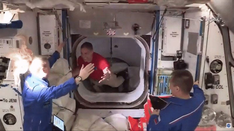 crew-1 astronauts docking international space station arrival mike hopkins victor glover kate rubins