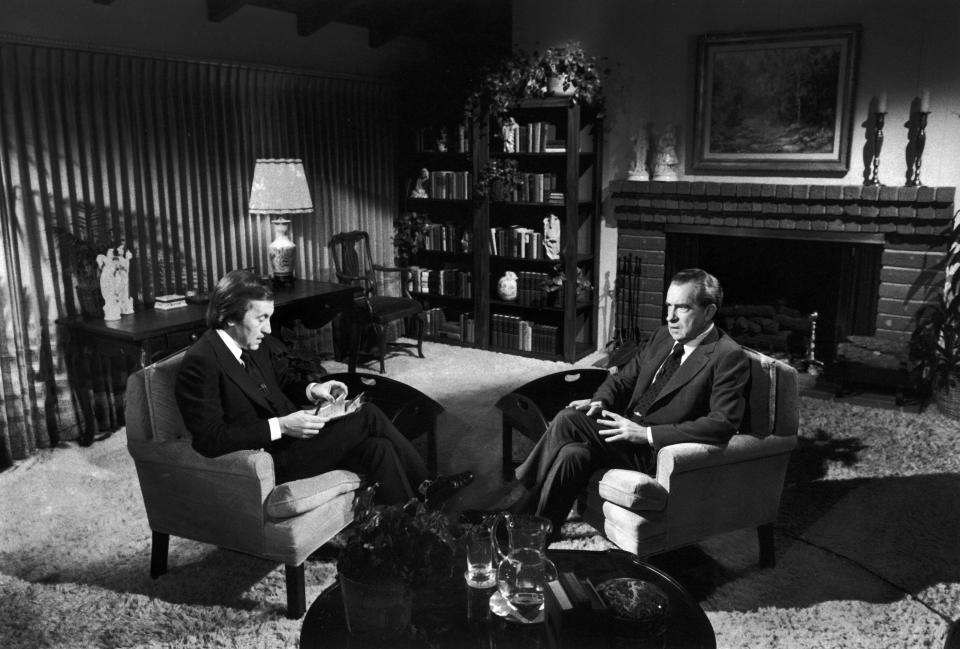 David Frost interviewing former Pres. Richard Nixon in rented house near Nixon's in San Clemente, CA.  (Photo by John Bryson/The LIFE Images Collection via Getty Images/Getty Images)