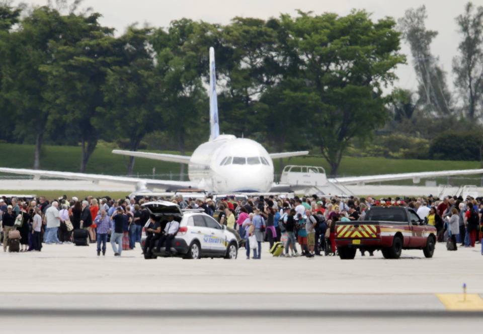 Multiple people shot at Ft. Lauderdale airport