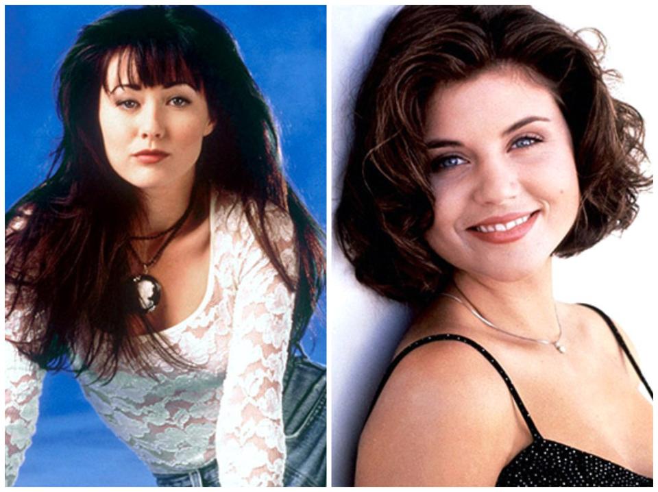 <p>Entre las ausencias, llama la atención de Shannen Doherty, Brenda en la serie. La actriz ya dio muchos quebraderos de cabeza a los productores de esta ficción en los 90 debido a su carácter complicado, así que decidieron quitársela de enmedio y sustituirla por Tiffani Amber-Thiessen, que ya era conocida por su papel en ‘Salvados por la campana’ y que tampoco estará en el regreso de la ficción. (Foto: FOX). </p>