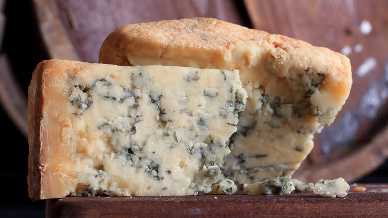 Crumbly Gorgonzola cheese