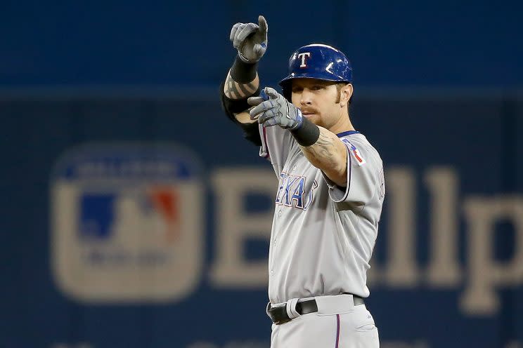 Josh Hamilton will return to Texas in 2017. (Getty Images/Tom Szczerbowski)