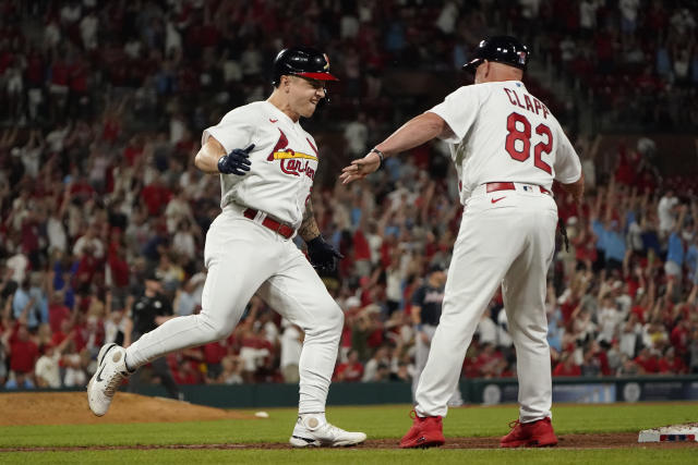 O'Neill's homer in 10th lifts Cardinals over Giants 5-4