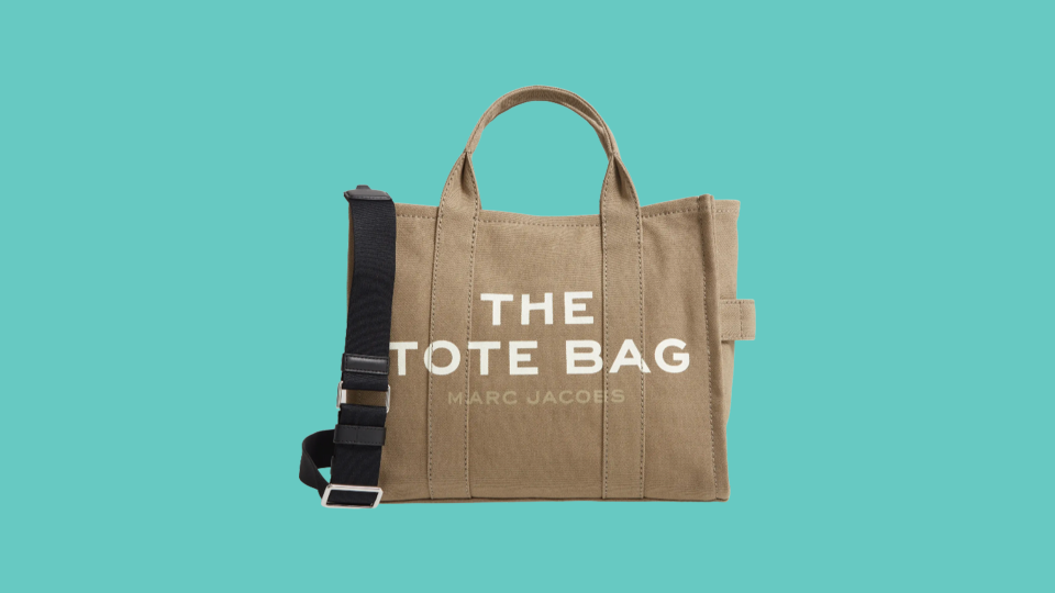 12 gifts to give for National Book Lovers Day 2022: A tote bag