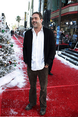 Jeffrey Dean Morgan at the Hollywood premiere of Warner Bros. Pictures' Fred Claus