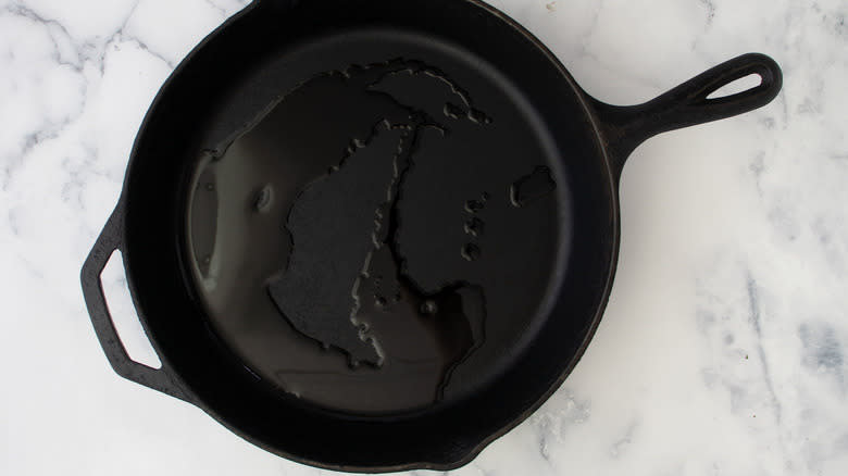 oil in cast iron skillet