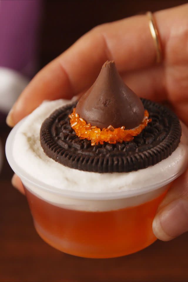 10) Hocus Pocus Jell-O Shots