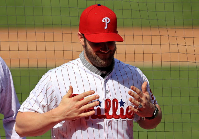 Bryce Harper honors Roy Halladay with jersey number switch