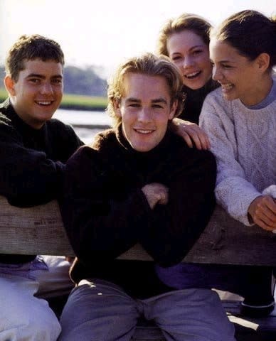 If J. Crew wants 2015’s teenagers to buy their sweaters, the company should consider bringing back the cast of “Dawson’s Creek” (or at least put the sweaters they’re wearing on Justin Bieber and his friends).