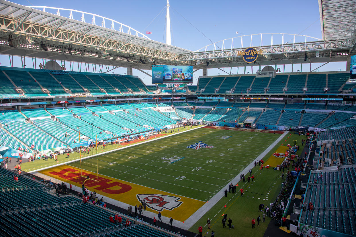 Could there be a Super Bowl without fans this season? (Karl Mondon/MediaNews Group/The Mercury News via Getty Images)