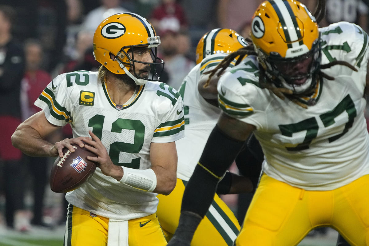 Packers beat Cardinals 24-21 after Murray throws late INT