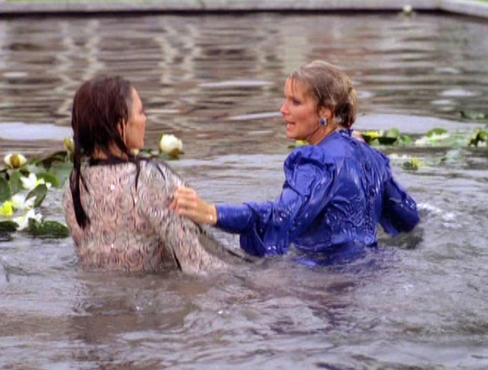 Joan Collins, left, and Linda Evans