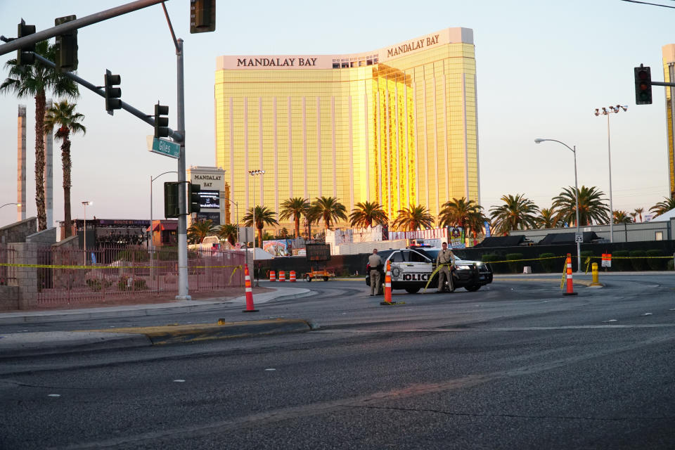 <p>Las Vegas Metropolitan Police near the scene of the recent Las Vegas mass shooting on Oct. 8, 2017, in Vas Vegas, Nev. (Photo: Doug Kranz/Icon Sportswire via Getty Images) </p>