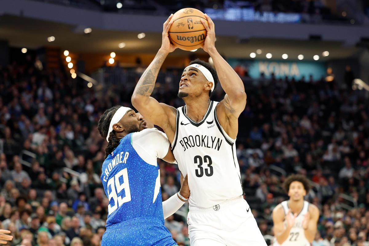 Nic Claxton agrees to 4-year, $100 million deal to return to Nets: Report - Yahoo Sports