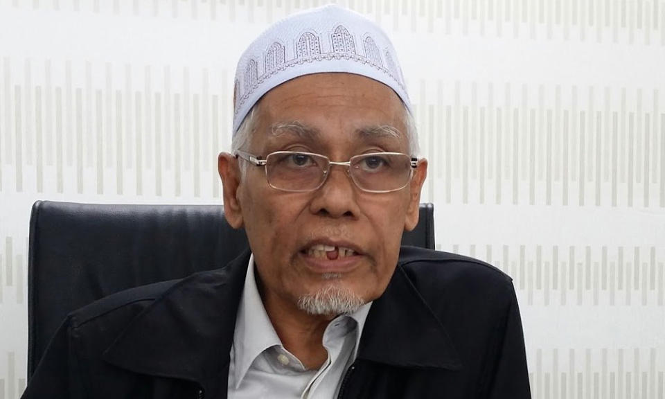 Transgender people should change appearance to enter mosques - mufti