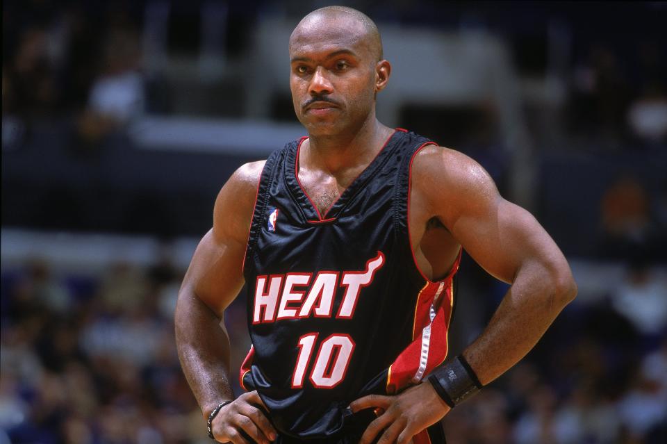 13 Dec 2000:  Tim Hardaway #10 of the Miami Heat looks on during the game against the Los Angeles Clippers at the STAPLES Center in Los Angeles, California. The Heat defeated the Clippers 94-88.  NOTE TO USER: It is expressly understood that the only rights Allsport are offering to license in this Photograph are one-time, non-exclusive editorial rights. No advertising or commercial uses of any kind may be made of Allsport photos. User acknowledges that it is aware that Allsport is an editorial sports agency and that NO RELEASES OF ANY TYPE ARE OBTAINED from the subjects contained in the photographs.Mandatory Credit: Harry How  /Allsport