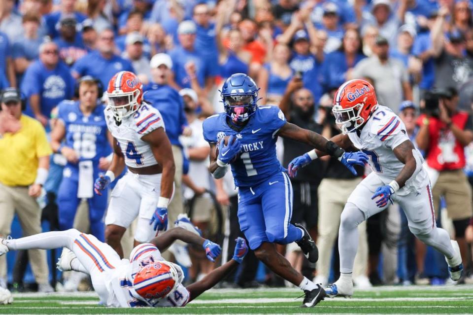 After Kentucky running back Ray Davis (1) ran for 280 yards and accounted for all four of the Wildcats’ touchdowns in UK’s 33-14 thrashing of then-No. 22 Florida last week, the transfer from Vanderbilt figures to be the focal point of No. 1 Georgia’s defense this Saturday when the No. 20 Cats visit Athens. Last season, in Vandy’s 55-0 loss at Georgia, the Bulldogs held Davis to 29 rushing yards on 12 carries.
