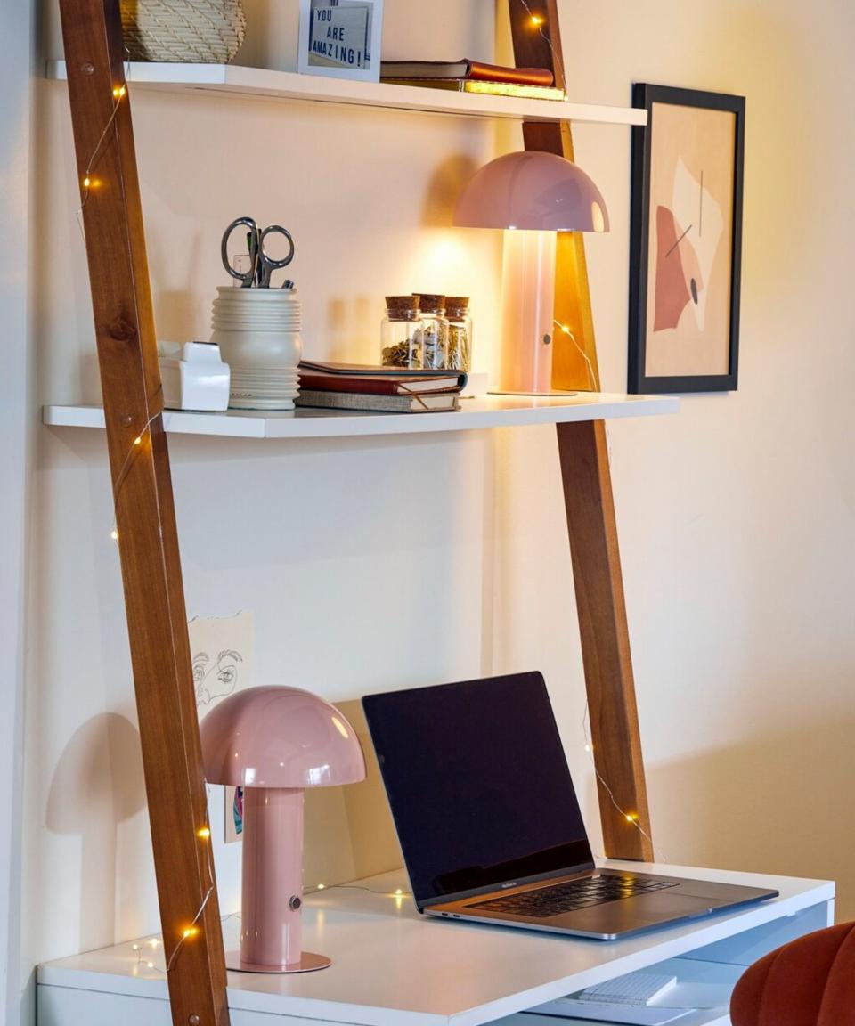 dorm room desk ideas