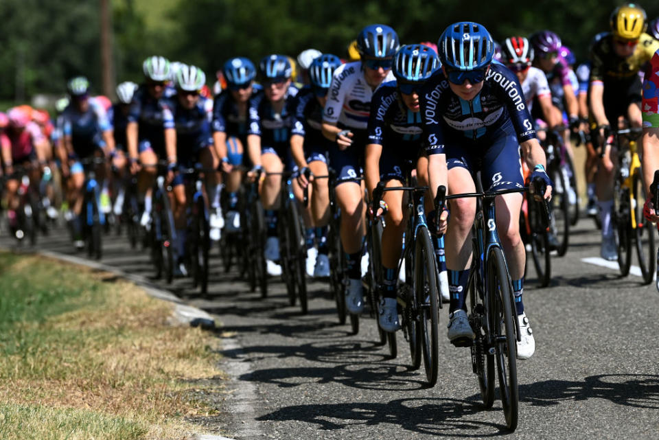 BLAGNAC FRANCE  JULY 28 Esme Peperkamp of The Netherlands and Team dsmfirmenich leads the peloton during the 2nd Tour de France Femmes 2023 Stage 6 a 1221km stage from Albi to Blagnac  UCIWWT  on July 28 2023 in Blagnac France Photo by Tim de WaeleGetty Images