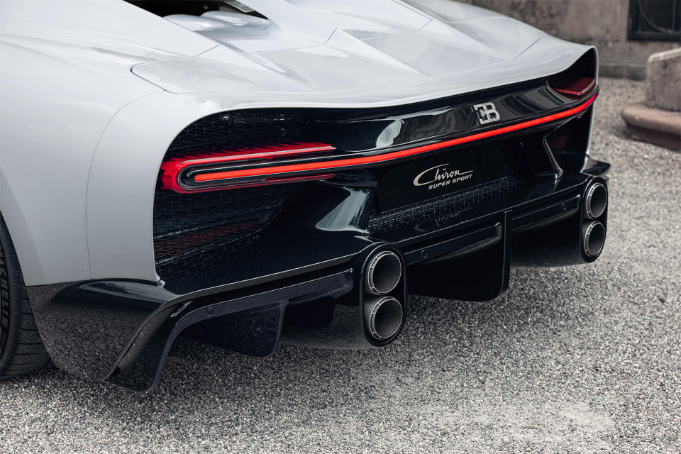 03-06_bugatti_chiron_super_sport_molsheim_rear_close-up.jpeg