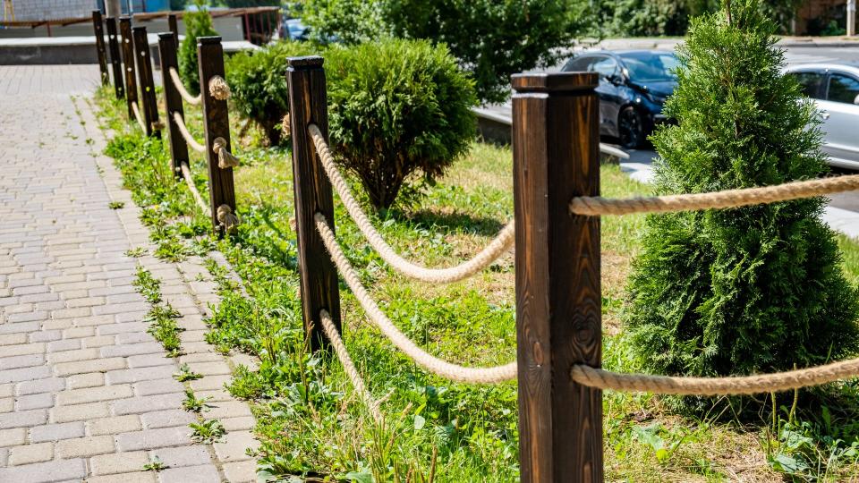 coastal rope fence