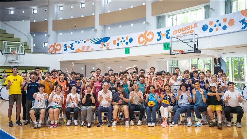Double Pump女子籃球誌與台北市立陽明高中合作舉辦為期共五個周日的「Double Pump 3x3」三人籃球賽事。（圖／Double Pump）