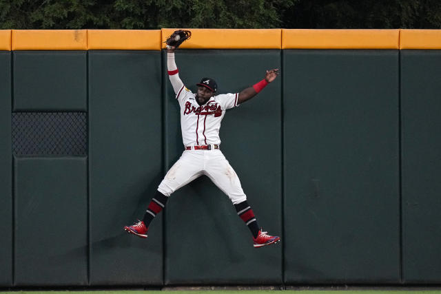 Braves star Albies carried away after fouling ball off knee, WJHL