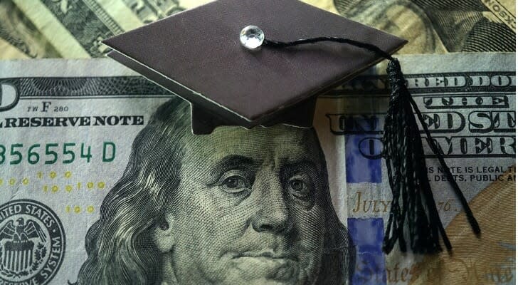 SmartAsset: financial advisor for student loans