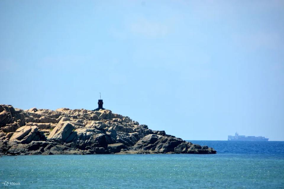 Con Dao 4 Islands Hopping Tour by Speedboat with Snorkelling. (Photo: Klook SG)