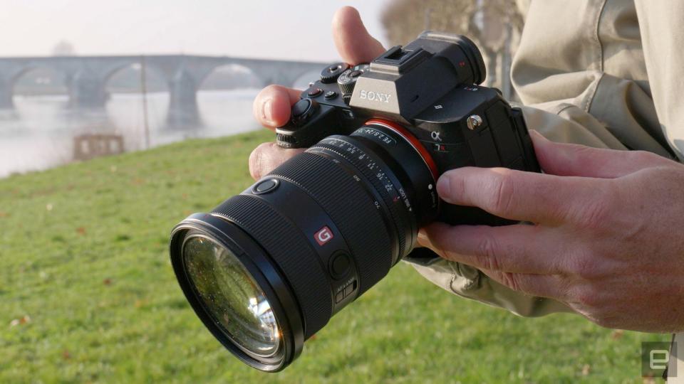 <p>Sony A7R V camera review</p>
