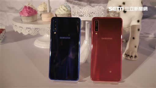 三星Galaxy A7三鏡頭超廣角