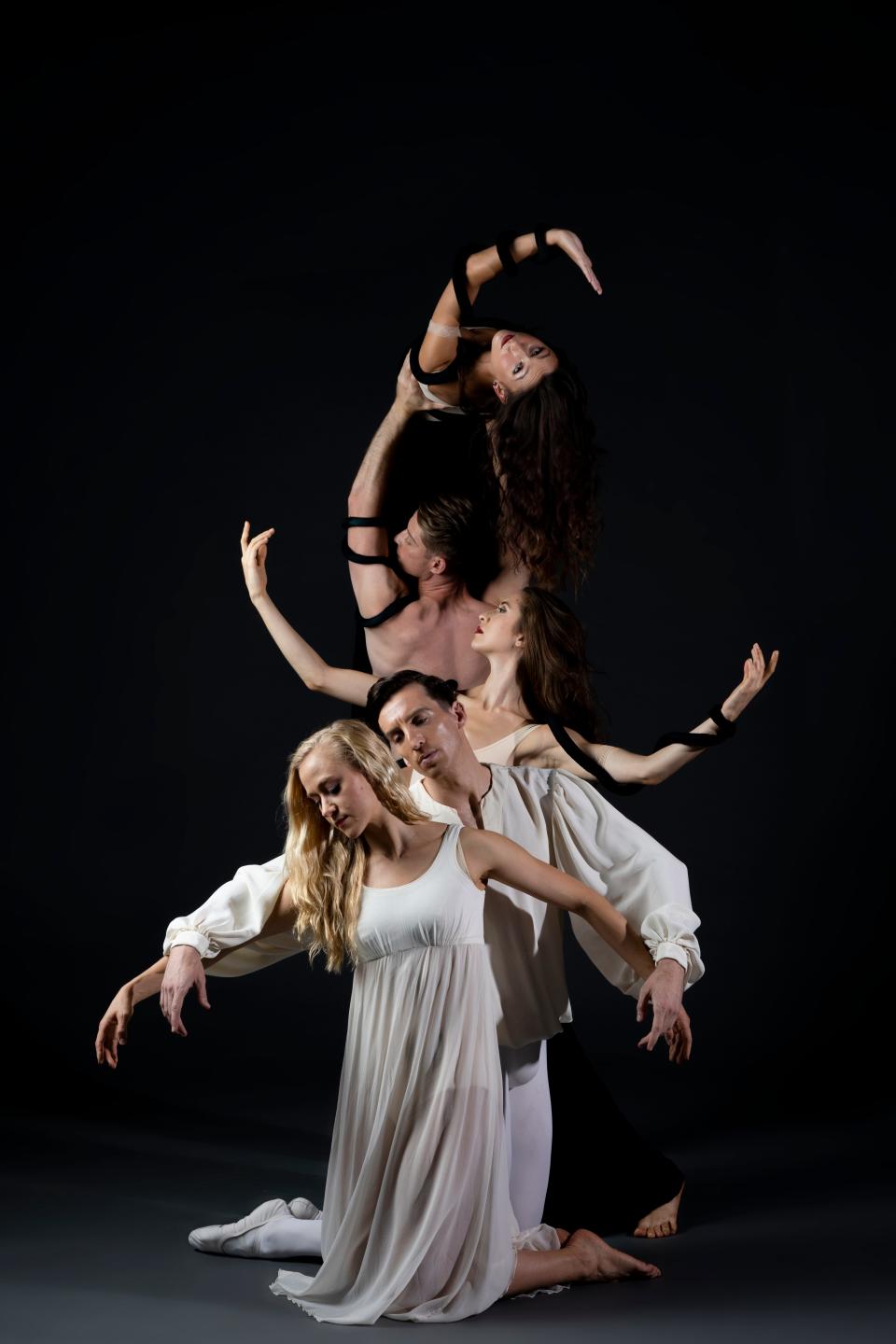 From the top, Dominique Jenkins, Daniel Pratt, Anna Pellegrino, Richard House and Lauren Ostrander in Frederick Ashton’s “Dante Sonata” by The Sarasota Ballet.