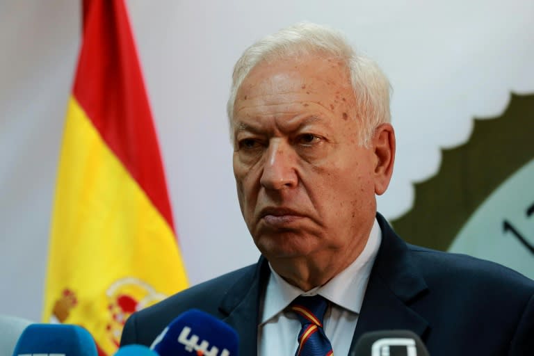 Spain's Foreign Minister Jose Manuel Garcia-Margallo told Spanish radio that if Britons voted to leave the EU, "it is obvious that Gibraltar also leaves the European Union, and won't therefore have access to the single market"