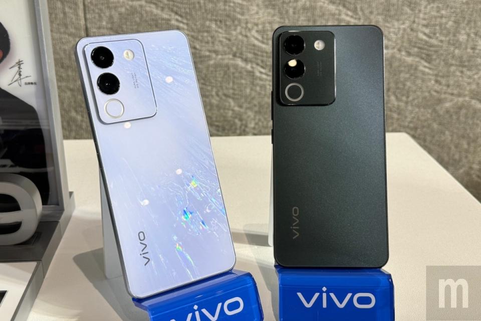 vivo在台推出V29 5G系列智慧人像旗艦手機，同樣搭載冷暖柔光環