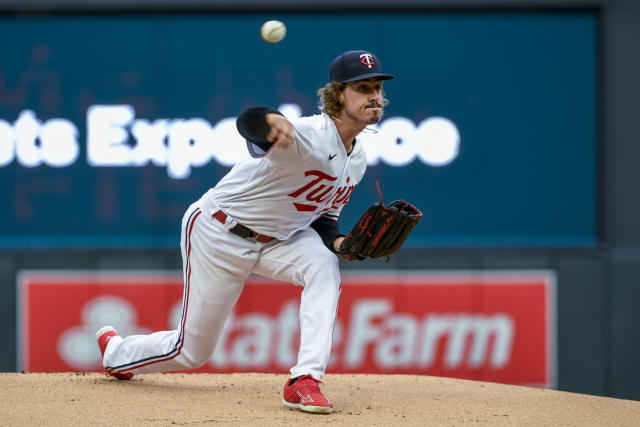 Rangers trump Blue Jays in 12-2 win