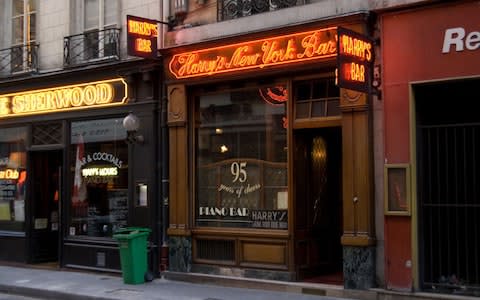 Harry's Bar Paris - Credit: © Terry Smith Images / Alamy