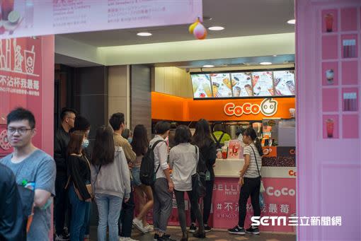 CoCo西門店的售價較雙北其他街邊門市貴5元。（圖／記者陳弋攝影）