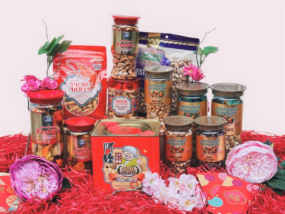 Tai Sun’s festive range of snacks and nut mixes (Photo: Tai Sun)